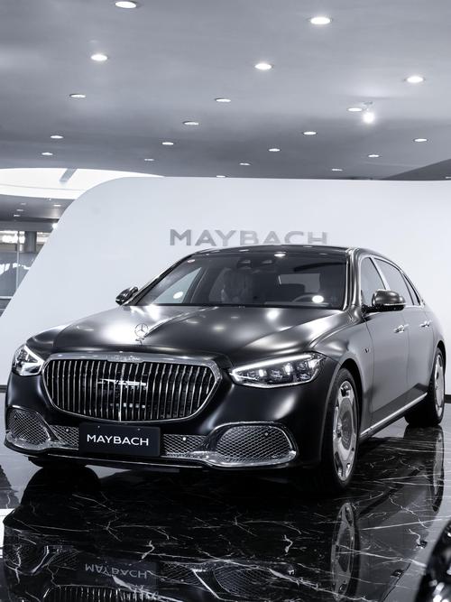 佛山206岚图汽车的售后服务让用户无忧出行，迈巴赫未来的豪华车趋势